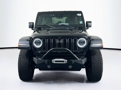 Used 2024 Jeep Wrangler Unlimited Rubicon w/ Convenience Group image 2