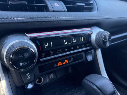 Certified 2024 Toyota RAV4 XLE image 21