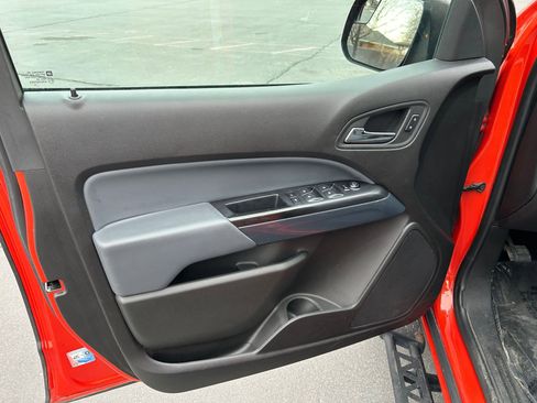 Used 2016 Chevrolet Colorado Z71 image 9