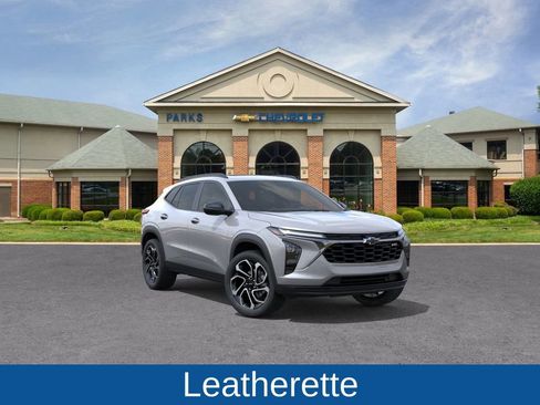 New 2026 Chevrolet Trax RS image 2