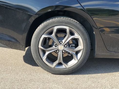 Used 2021 Chevrolet Malibu LT FWD image 5