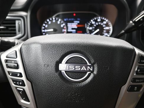 Used 2024 Nissan Titan SV w/ Accessory Utility Package image 15