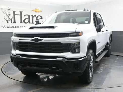 New 2026 Chevrolet Silverado 2500 Custom w/ Custom Convenience Package AWD/4WD image 12