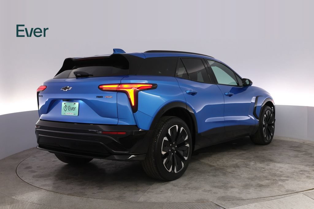 Used 2024 Chevrolet Blazer EV RS AWD/4WD image 3