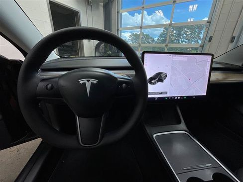 Used 2021 Tesla Model 3 Long Range AWD/4WD image 13