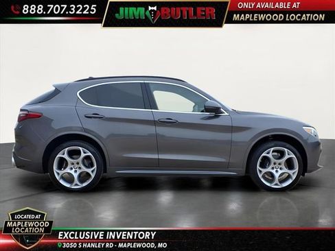 Used 2023 Alfa Romeo Stelvio Ti Lusso w/ Quick Order Package 22X Lusso image 5