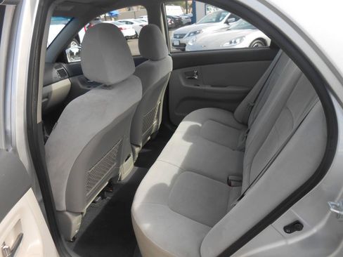 Used 2009 Kia Spectra EX FWD image 11