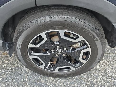 Used 2021 Ford Bronco Sport Outer Banks w/ Outer Banks Package AWD/4WD image 6