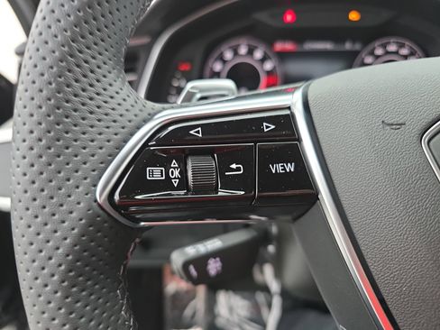 Used 2024 Audi RS 7 Performance AWD/4WD image 17