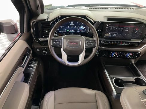 Used 2024 GMC Sierra 2500 SLT w/ SLT Premium Package image 26