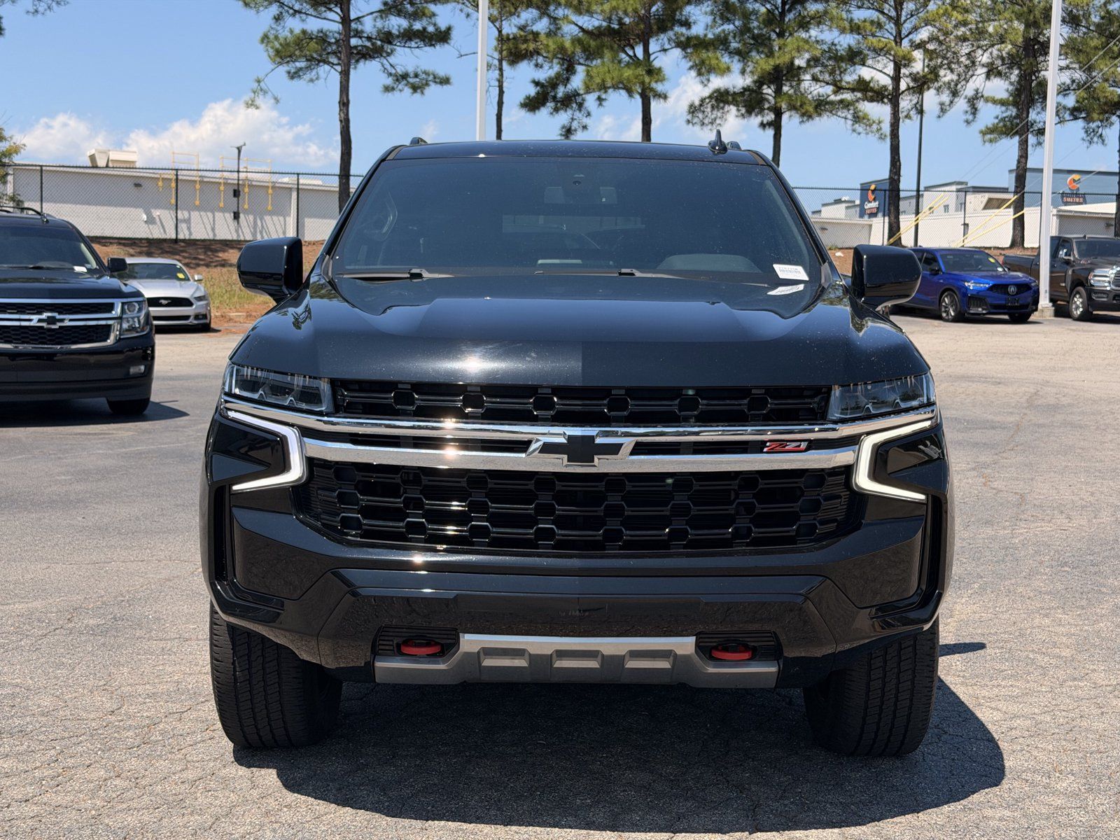 Used 2021 Chevrolet Suburban Z71 w/ Rear Media and Nav Package AWD/4WD image 6