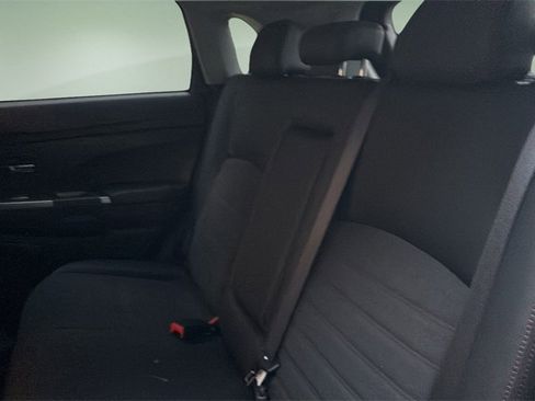 Used 2025 Mitsubishi Outlander Sport SE image 11