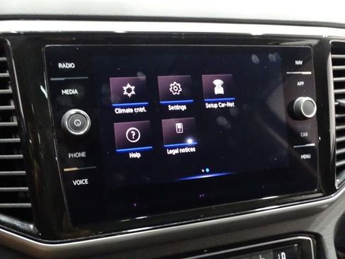 Used 2023 Volkswagen Atlas SEL image 32