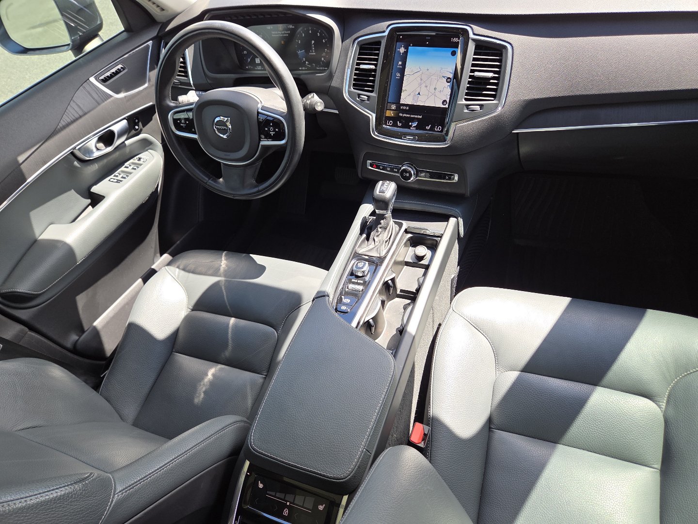 Used 2020 Volvo XC90 T6 Momentum w/ Protection Package Premier AWD/4WD image 25