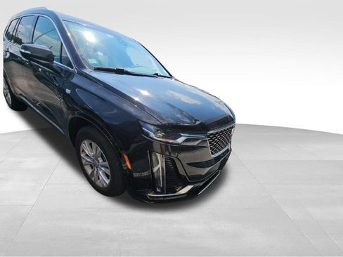 Used 2024 Cadillac XT6 Luxury AWD/4WD image 4
