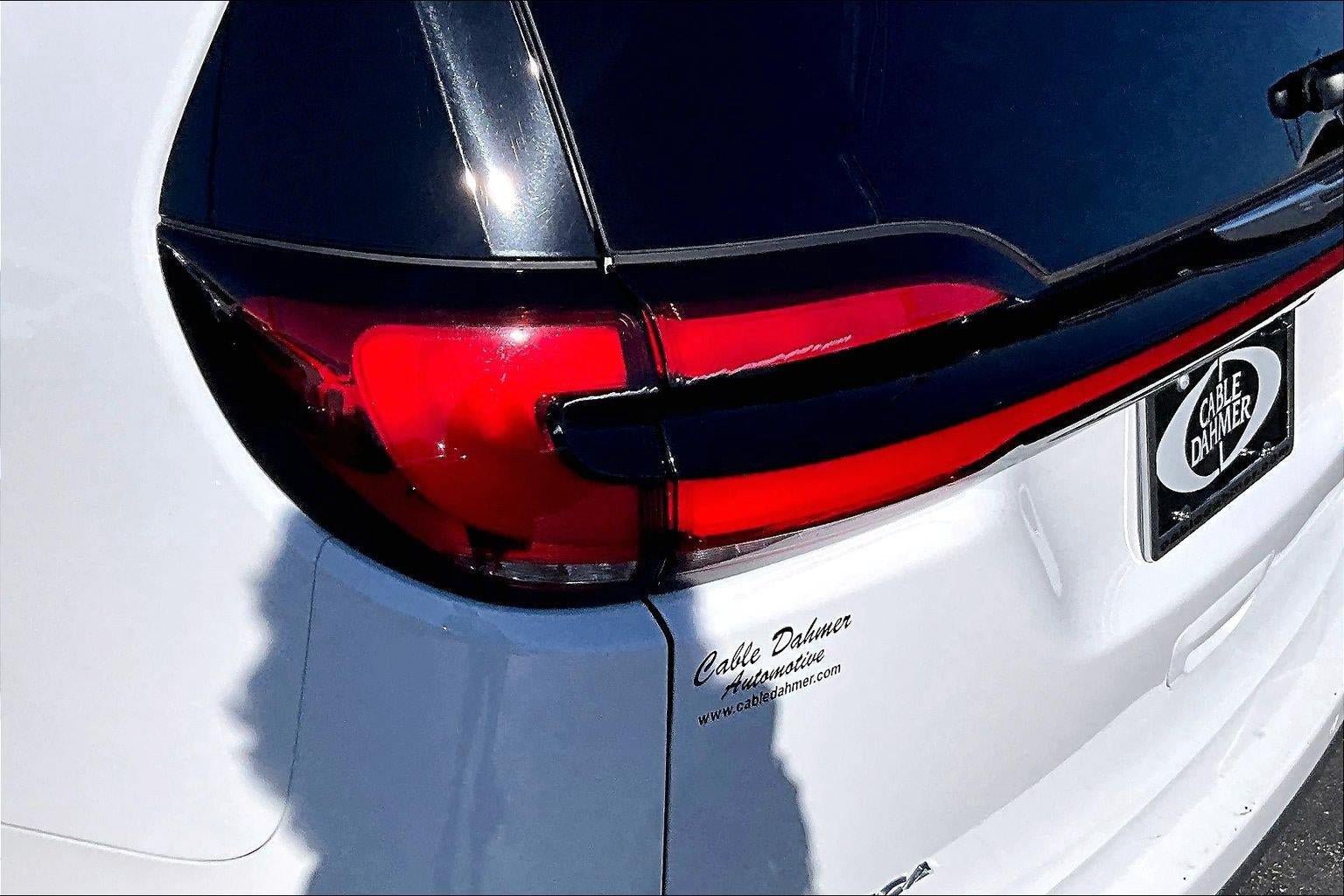 Used 2026 Chrysler Pacifica Select FWD image 28
