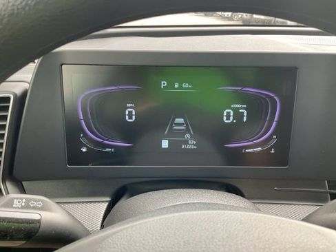 Used 2025 Kia Sportage LX FWD image 21