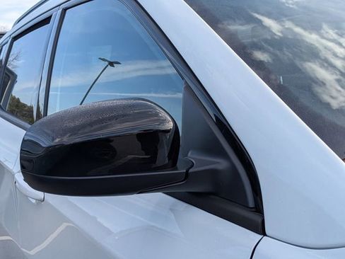 New 2026 Jeep Compass Latitude image 10