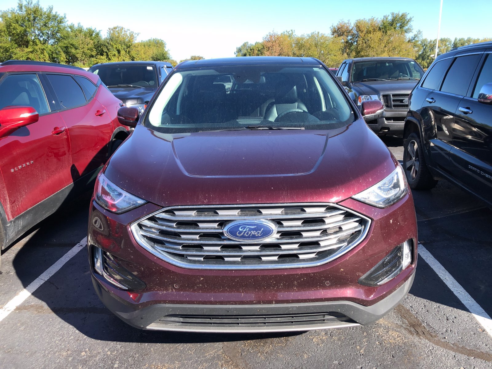 Used 2021 Ford Edge Titanium w/ Class II Trailer Tow Package AWD/4WD image 2