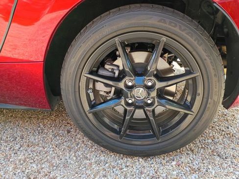 Used 2020 MAZDA MX-5 Miata Sport RWD image 37