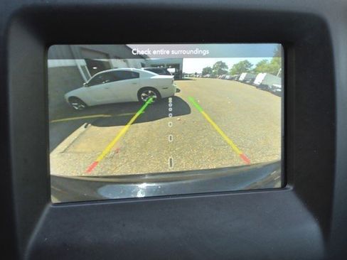 Used 2020 Jeep Compass Latitude w/ Cold Weather Group image 33