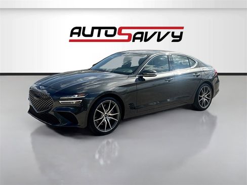Used 2022 Genesis G70 3.3T image 3