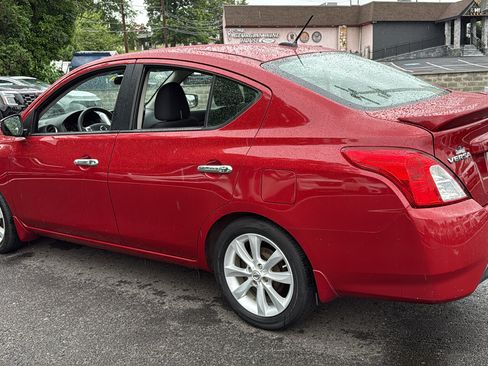 Used 2015 Nissan Versa FWD image 21