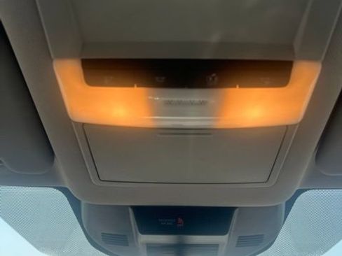 Used 2021 Nissan Rogue S AWD/4WD image 19