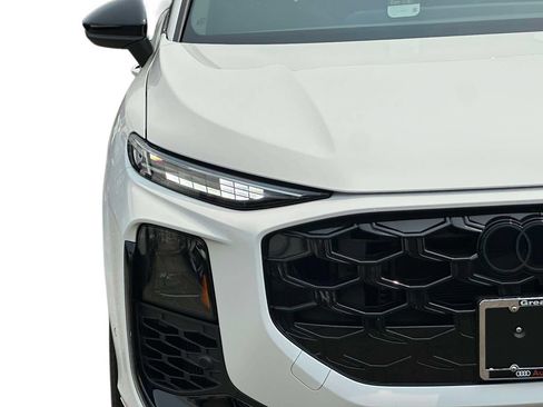 New 2026 Audi Q3 quattro 2.0T AWD/4WD image 24