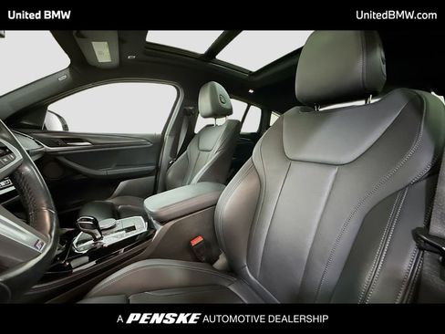 Used 2023 BMW X4 xDrive30i w/ M Sport Package image 5