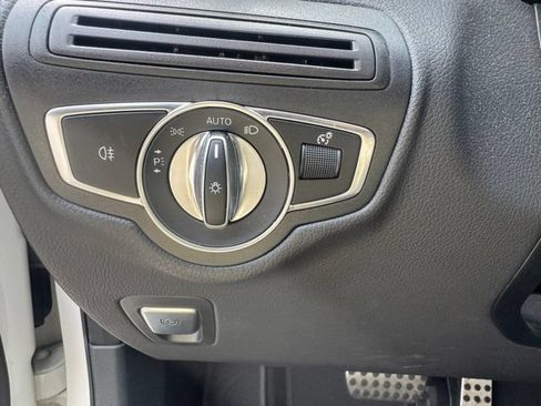 Certified 2022 Mercedes-Benz GLC 43 AMG 4MATIC image 10