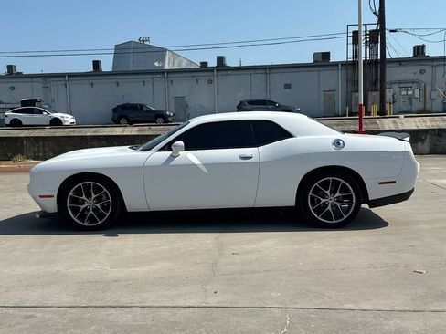 Used 2023 Dodge Challenger GT RWD image 3