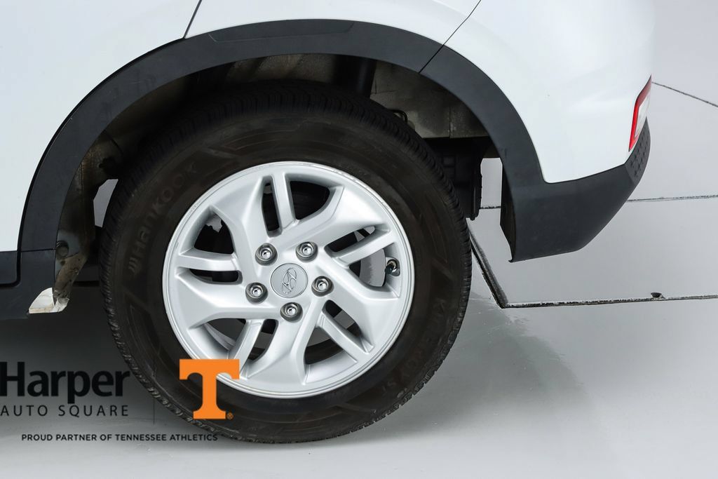 Used 2021 Hyundai Venue SE FWD image 41