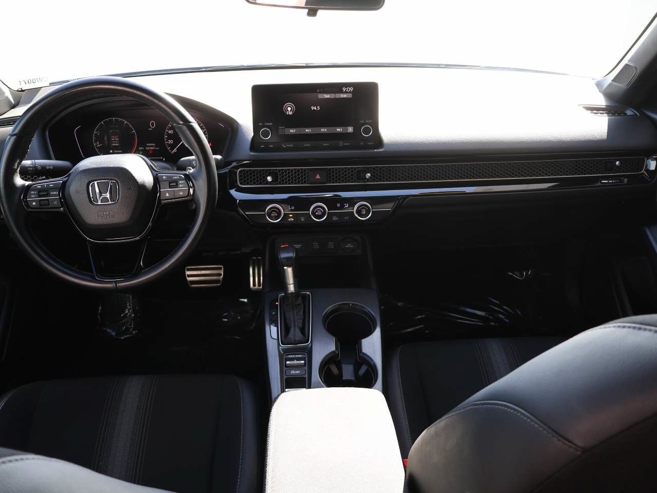 Used 2025 Honda Civic Sport image 11
