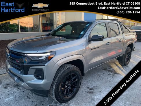 New 2025 Chevrolet Colorado Z71 w/ Midnight Edition image 1