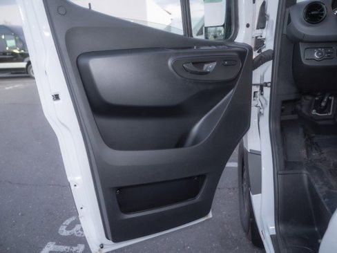 New 2025 Mercedes-Benz Sprinter 2500 image 12