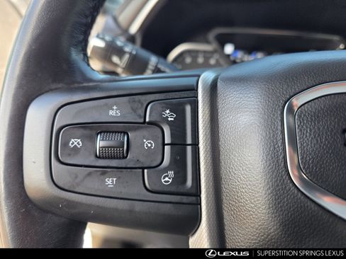 Used 2021 GMC Yukon Denali w/ Denali Ultimate Package AWD/4WD image 25