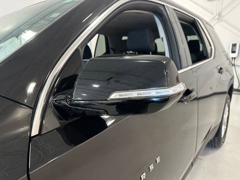 Used 2018 Chevrolet Traverse LT image 14