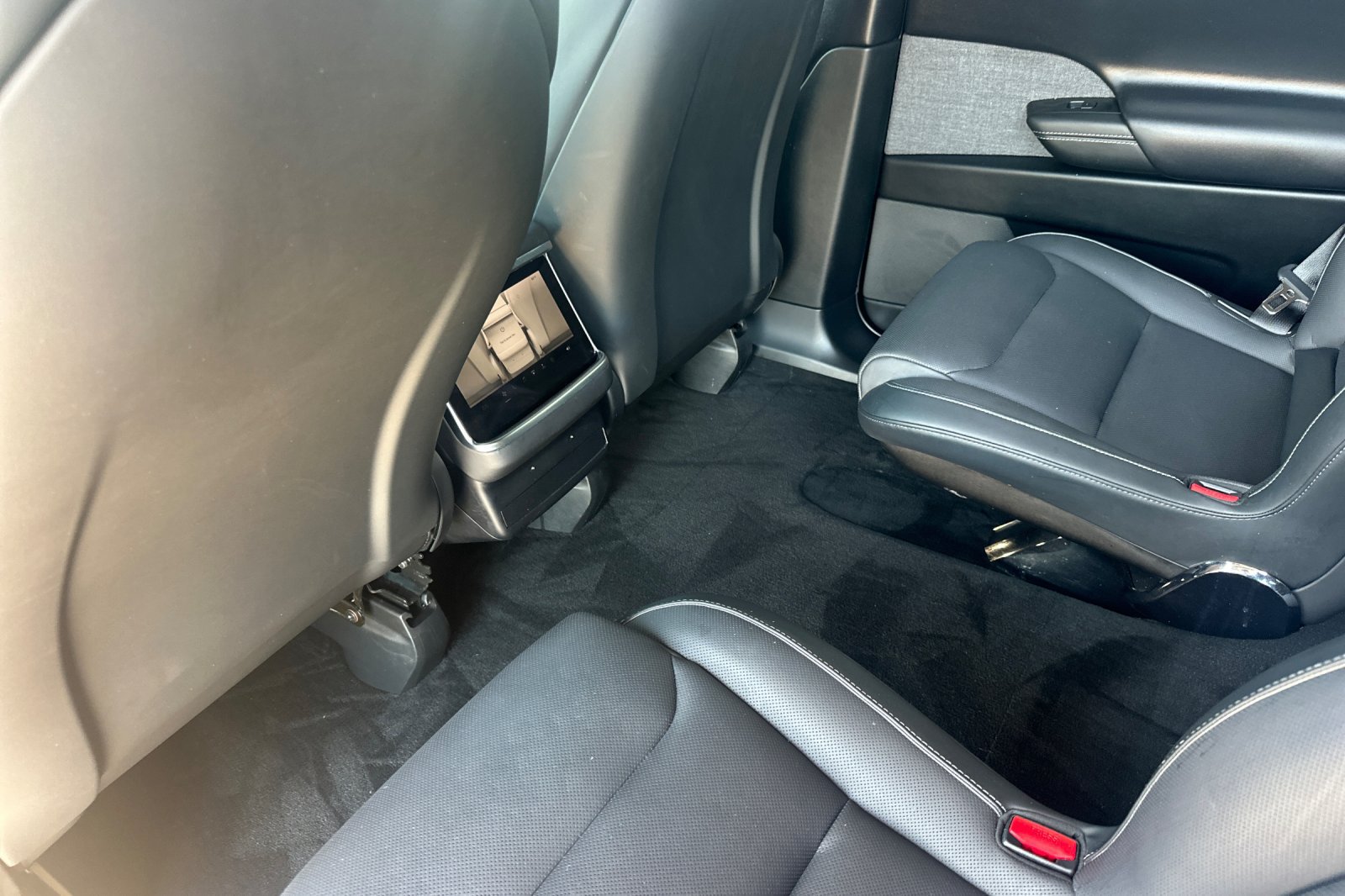 Used 2022 Tesla Model X Plaid AWD/4WD image 14