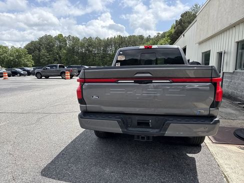 Used 2025 Ford F150 Lightning Lariat w/ Max Trailer Tow Package AWD/4WD image 19