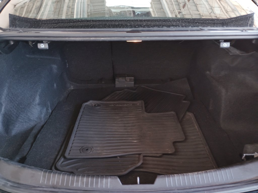 Used 2024 Chevrolet Malibu LS FWD image 17