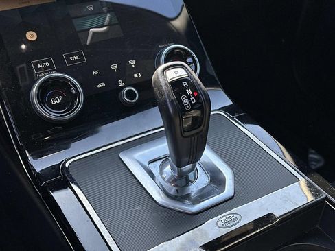 Used 2022 Land Rover Range Rover Evoque R-Dynamic S image 14