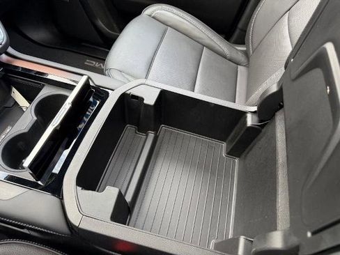 New 2025 GMC Yukon XL Denali w/ Denali Reserve Package AWD/4WD image 34