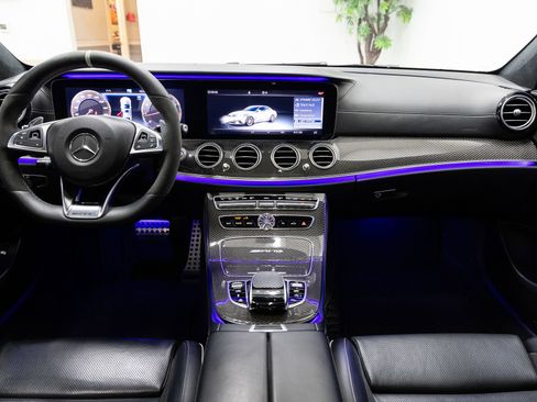 Used 2018 Mercedes-Benz E 63 AMG S image 5