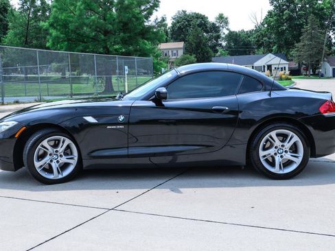 Used 2012 BMW Z4 sDrive35i image 4