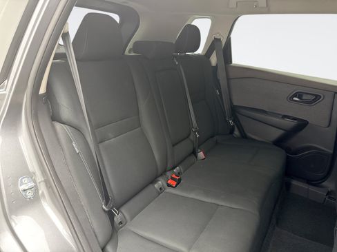 Used 2023 Nissan Rogue S AWD/4WD image 17
