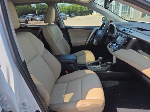Used 2014 Toyota RAV4 Limited w/ Technology Package AWD/4WD image 11