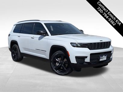 Used 2023 Jeep Grand Cherokee L Laredo