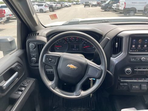 Used 2022 Chevrolet Silverado 2500 W/T w/ WT Convenience Package AWD/4WD image 16