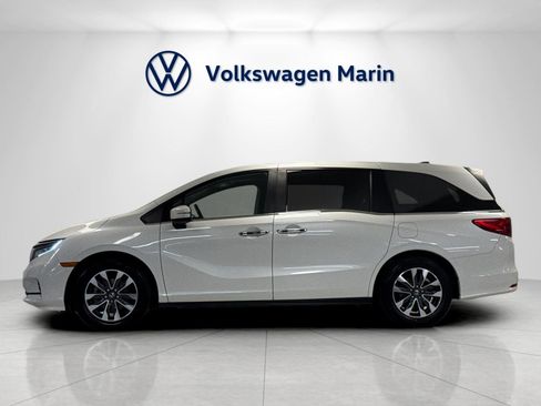 Used 2022 Honda Odyssey EX-L image 2